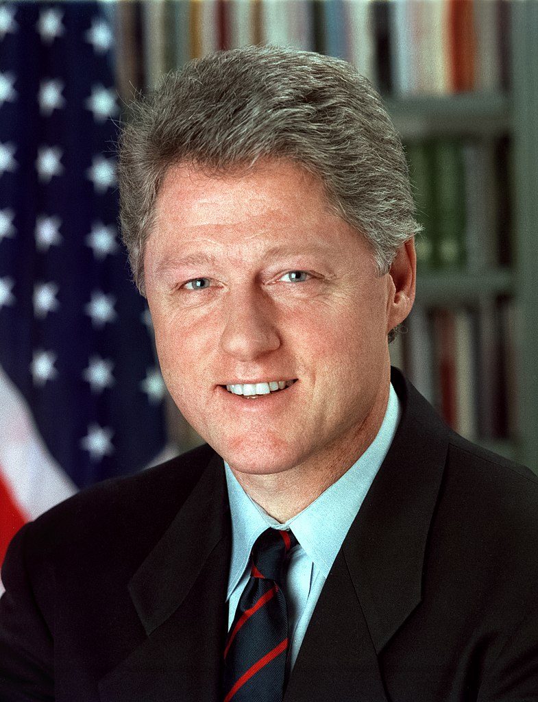 Jednym z niewielu ludzi wiedzących w 1994 o istnieniu GROM-u był Bill Clinton (domena publiczna).