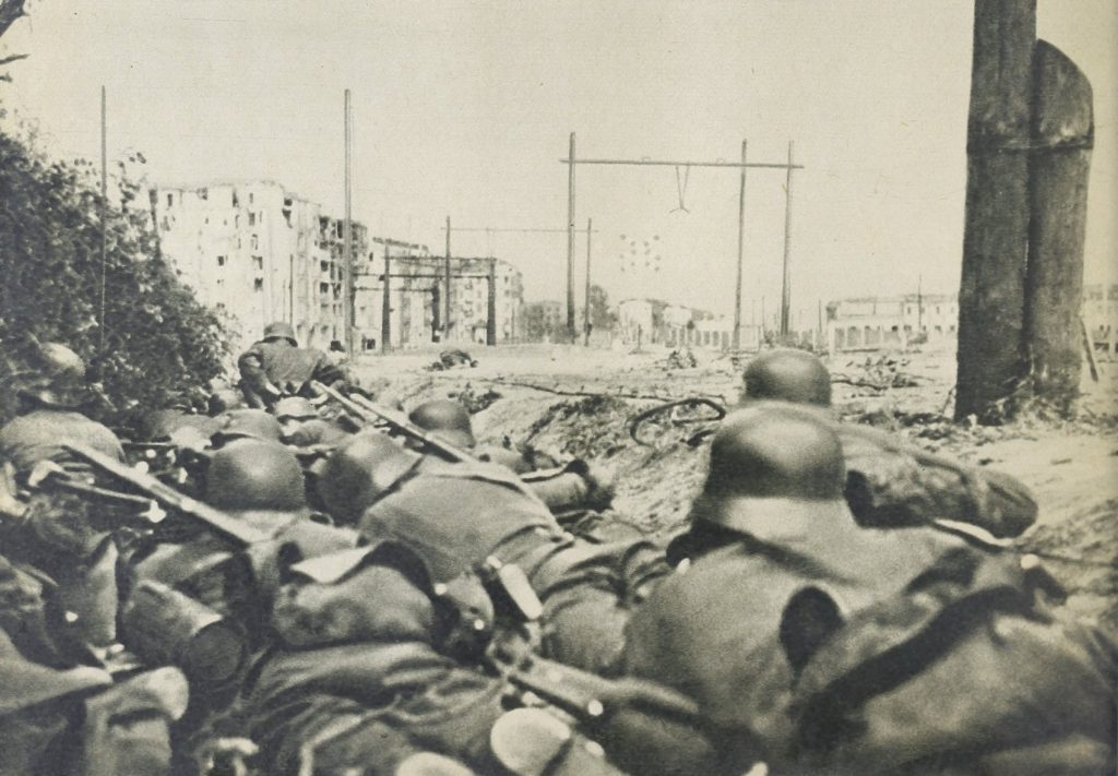 Niemiecka piechota w czasie walk o Warszawę