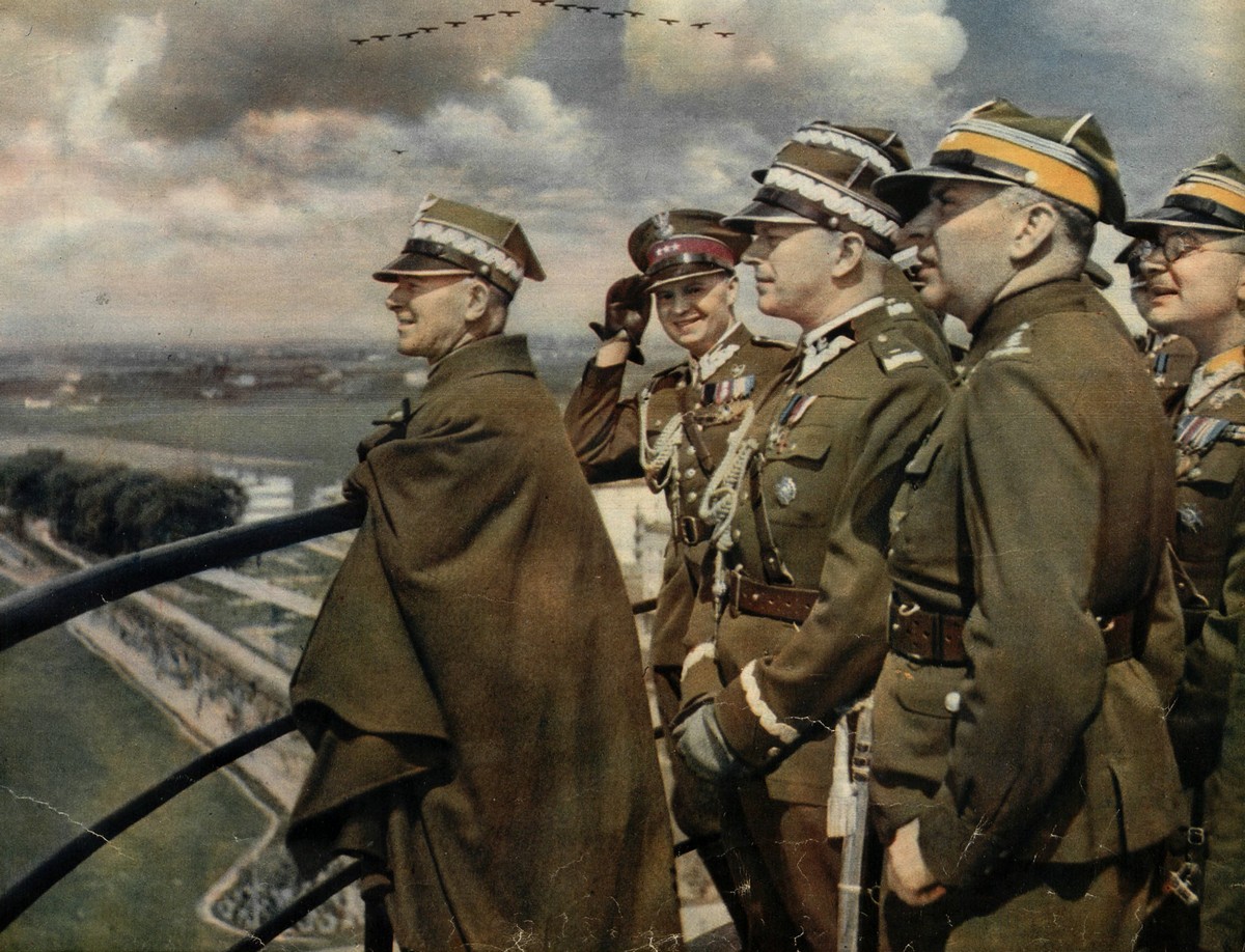 Polacy Podczas 2 Wojny światowej Quiz Wojsko Polskie w przededniu wybuchu II wojny światowej. Uzbrojenie i