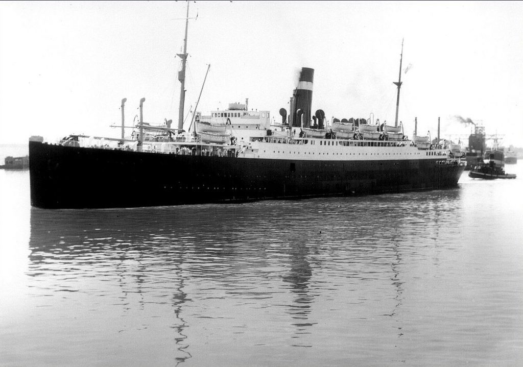 SS "Athenia" na zdjęciu z 1933 roku (Clifford M. Johnston /domena publiczna).
