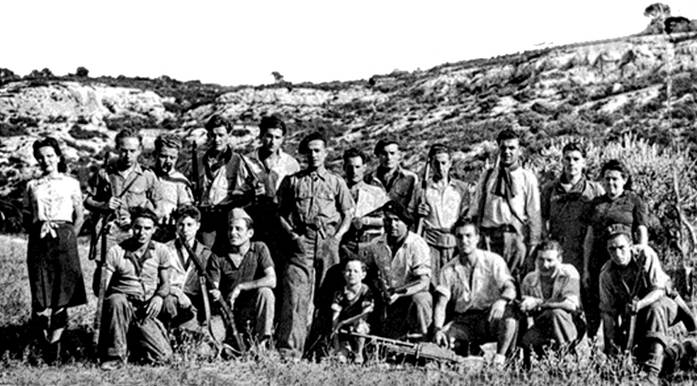 Oddział maquis. Zdjęcie wykonane w 1944 roku (domena publiczna).