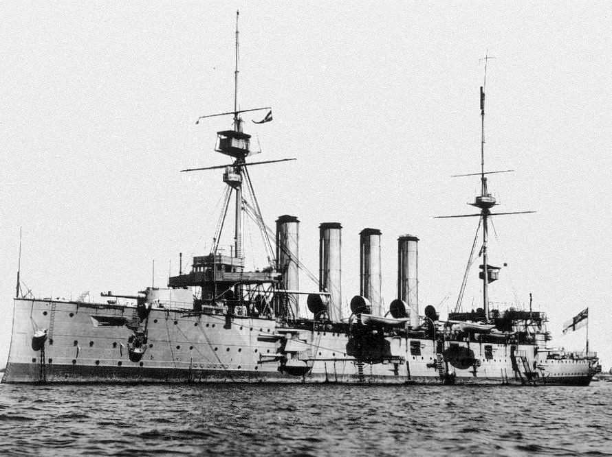 Krążownik HMS Cressy (domena publiczna).