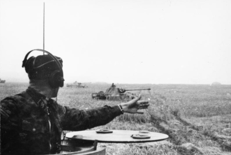 Panzerkampfwagen V Panther pod Kurskiem (Bundesarchiv/Merz /CC-BY-SA 3.0).