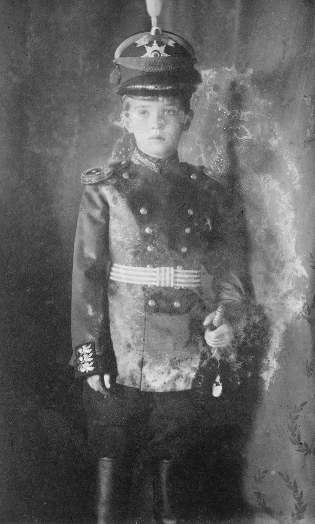 Carewicz Aleksy Romanow. Syn Mikołaja II cierpiący na hemofilię.