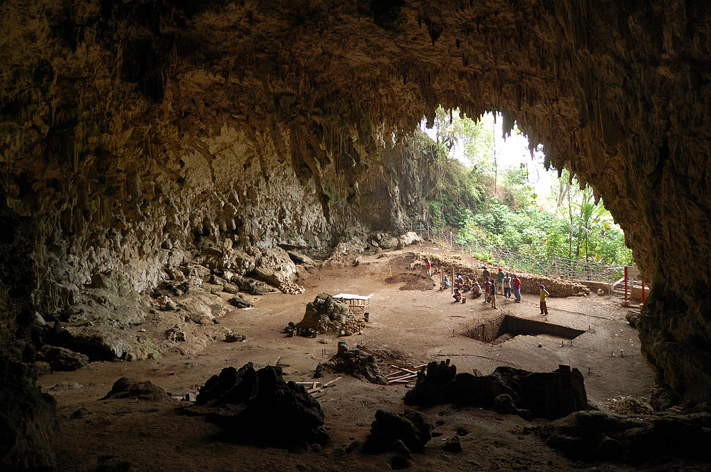 Jaskinia Lian Bua na wyspie Flores