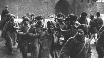 Żołnierze sowieccy w Krakowie. Rok 1945.