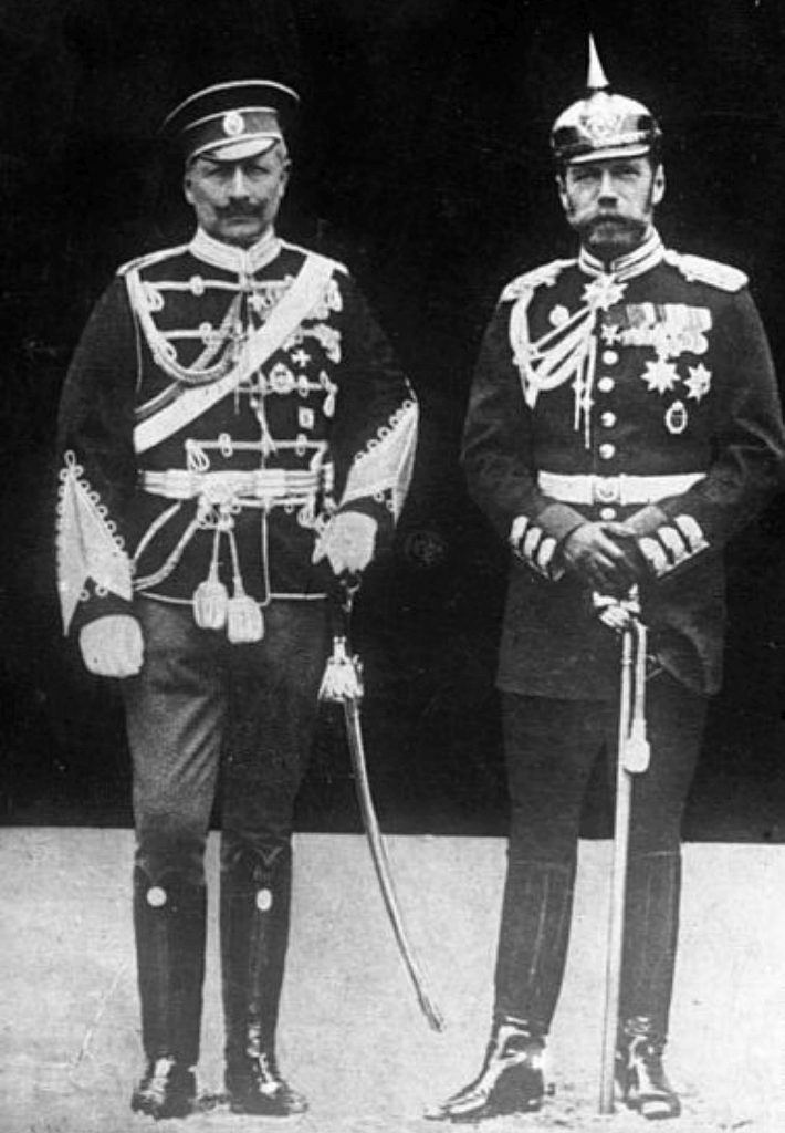 Wilhelm II i jego kuzyn Mokołaj II na zdjęciu wykonanym w 1905 roku (Bundesarchiv/CC BY-SA 3.0 de).