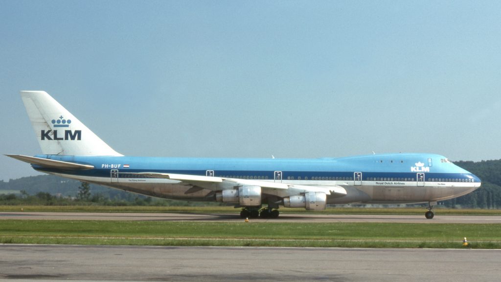 Boeing 747-206B linii KLM, który 27 marca 1977 roku rozbił się podczas startu (clipperarctic/CC BY-SA 2.0).