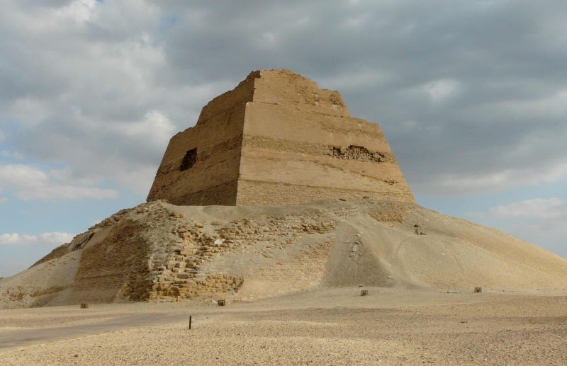 Piramida Seneferu w Meidum