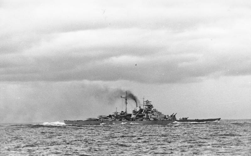 Bismarck po bitwie w Cieśninie Duńskiej (Bundesarchiv/Lagemann/CC-BY-SA 3.0).