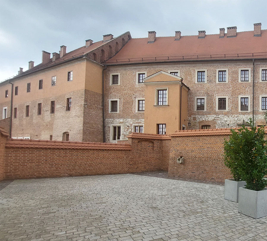 Trzy gotyckie pałace na Wawelu - stan obecny