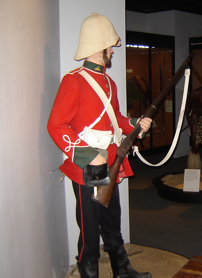 Umundurowanie i uzbrojenie brytyjskiego żołnierza z przełomu lat 70. i 80. XIX wieku. Zbiory National Army Museum w Londynie (Robert Fleming/CC BY-SA 3.0).