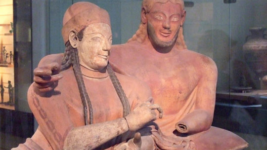 Etruska rzeźba nagrobna przedstawiająca małżonków