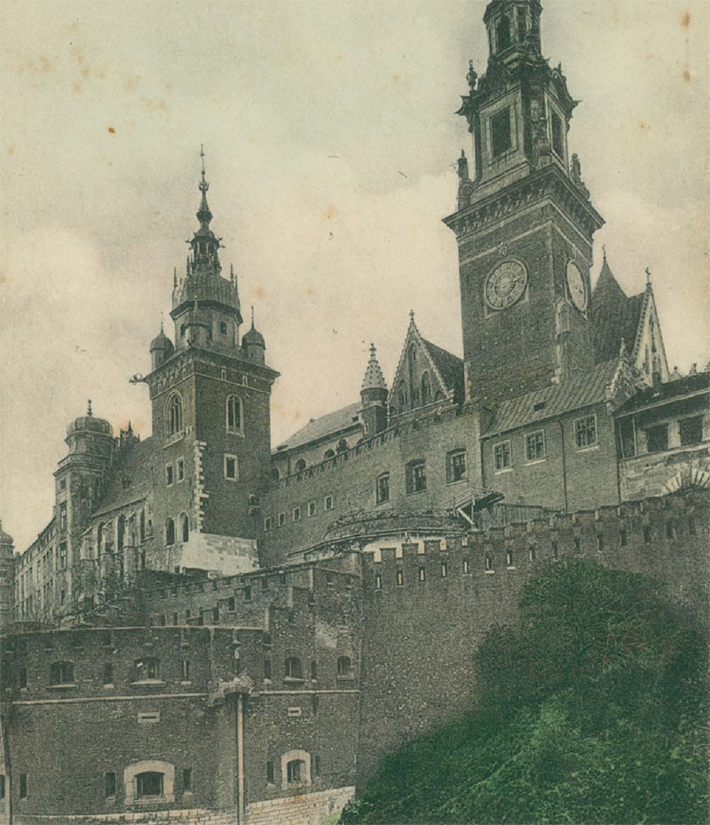 Katedra na Wawelu widziana od północnego zachodu. Pocztówka z przełomu XIX i XX wieku.