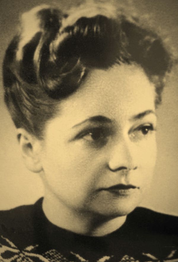 Anna Jachnina.