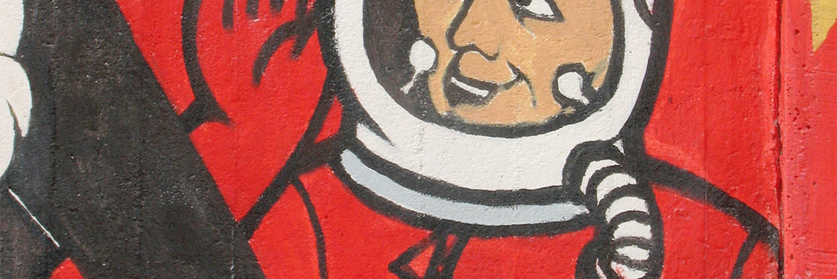 Jurij Gagarin na muralu w Charkowie. Rok 2008.