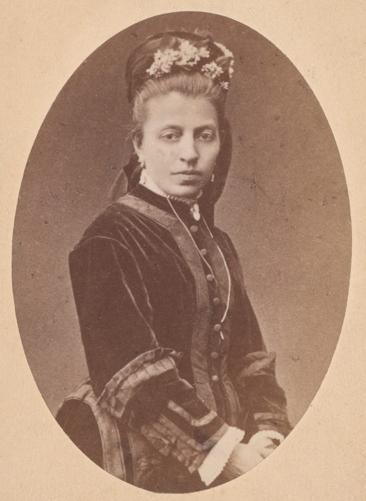 Eliza Orzeszkowa (domena publiczna).