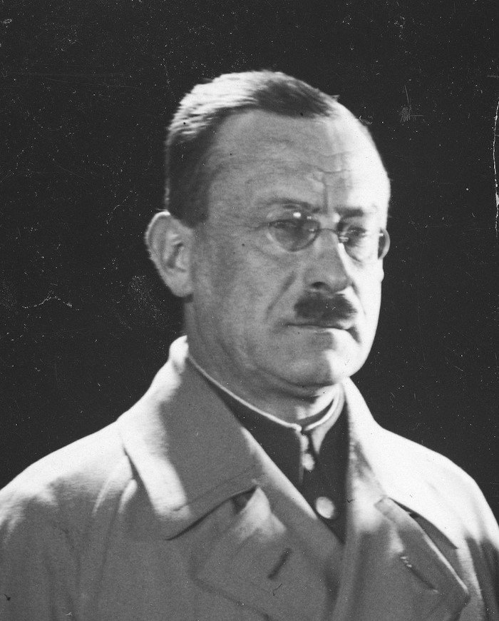 Jan Jur-Gorzechowski na zdjęciu wykonanym w 1931 roku (domena publiczna).