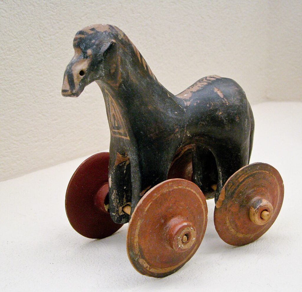 Starożytna grecka zabawka (Sharon Mollerus/CC BY 2.0).
