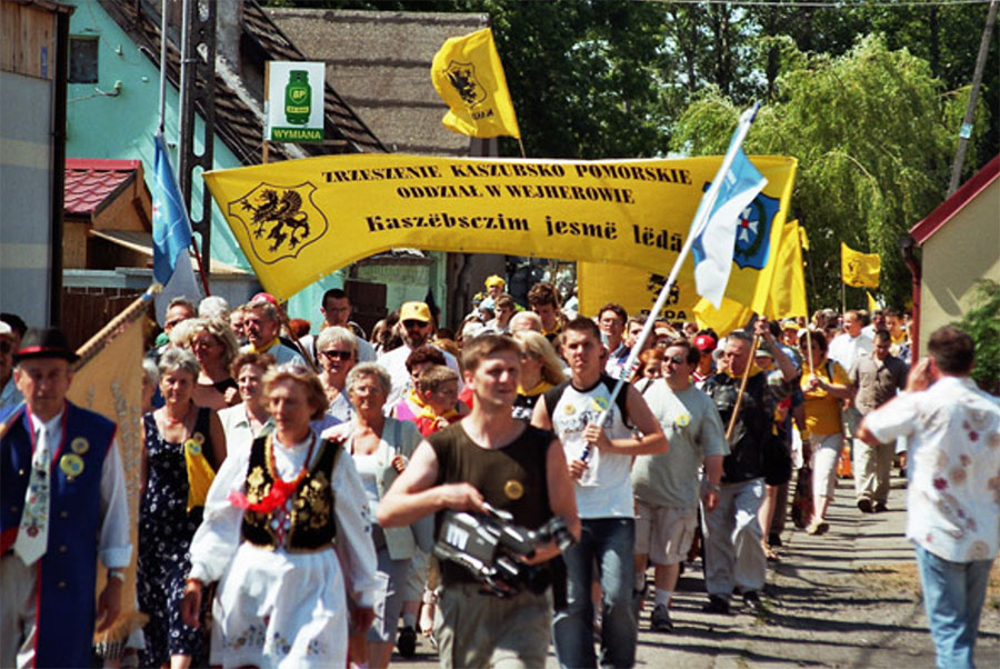 Zjazd Kaszubów w Łebie. Rok 2005.