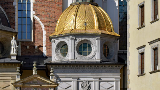 Złota kopuła Kaplicy Zygmuntowskiej na Wawelu