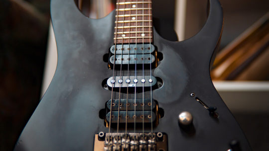 David Koresh był przekonany, że ze swoim głosem i gitarą zrobi zawrotną karierę muzyczną