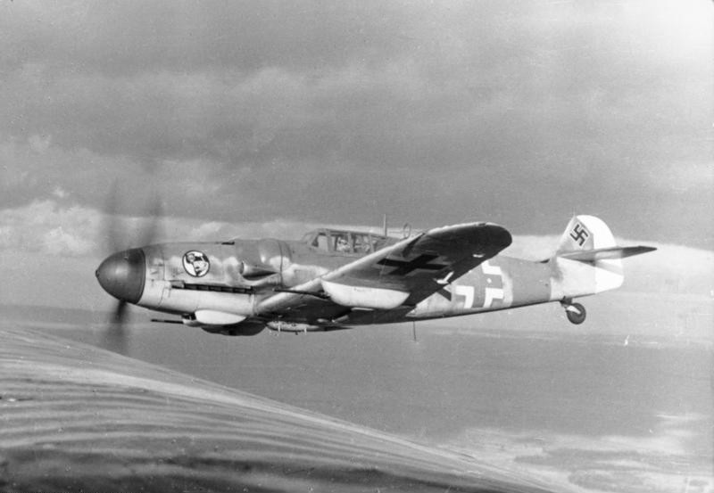 Messerschmitt Bf 109 z JG 27, w którym latał Stigler (Bundesarchiv/Hebenstreit/CC-BY-SA 3.0).