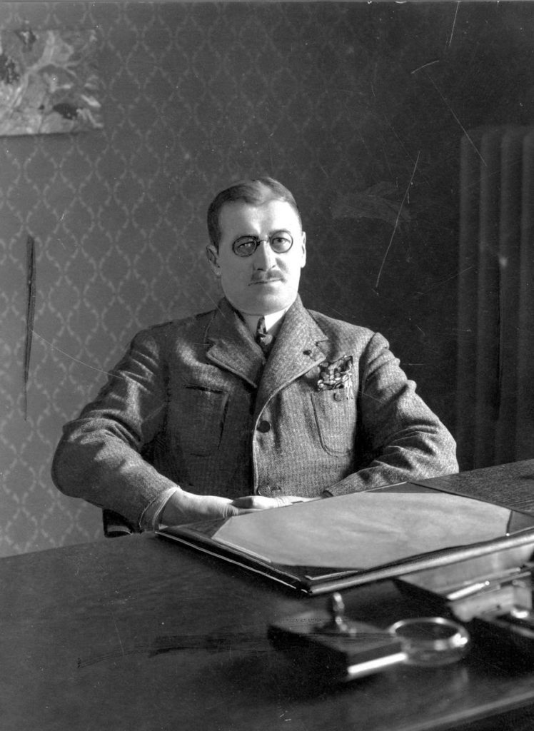 Wuj Marka, Wiktor Hłasko (domena publiczna).