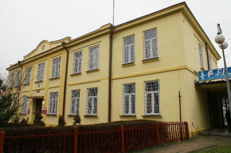 Dawny budynek Powiatowego Urzędu Bezpieczeństwa w Puławach (fot. Instytut Pamięci Narodowej).