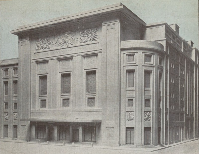 Théâtre des Champs-Élysées na zdjęciu z przełomu XIX i XX wieku (domena publiczna).